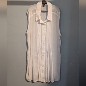 🌙 Fever White Sleeveless Button-Down Tunic